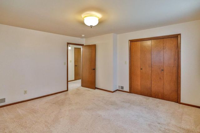 107420 HUCKLEBERRY ROAD, Colby, WI 54421