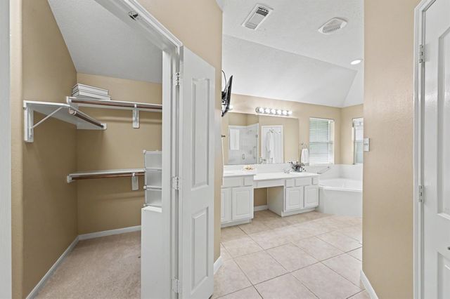 101 Woodmont Drive, Conroe, TX 77356