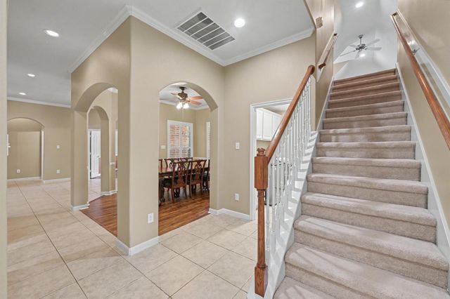 101 Woodmont Drive, Conroe, TX 77356