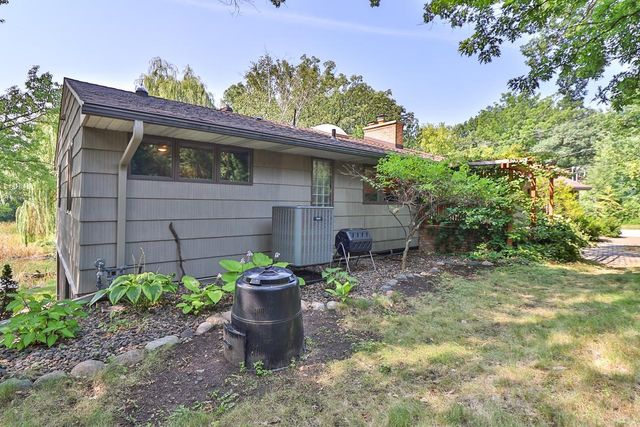 700 Arbogast Street, Shoreview, MN 55126