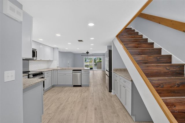 1028 APOLLO BEACH BOULEVARD 11, Apollo Beach, FL 33572
