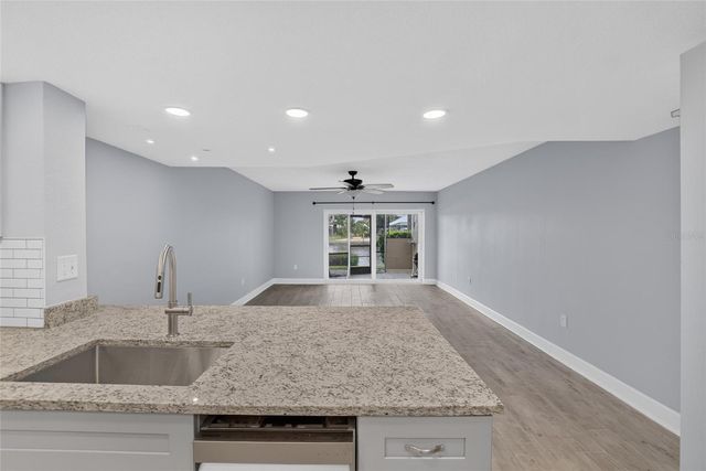 1028 APOLLO BEACH BOULEVARD 11, Apollo Beach, FL 33572