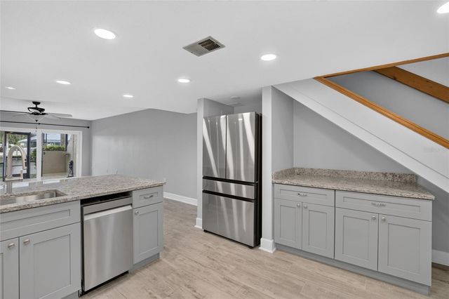 1028 APOLLO BEACH BOULEVARD 11, Apollo Beach, FL 33572