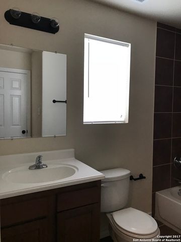 16833 Showdown Path Unit 2, Selma, TX 78154