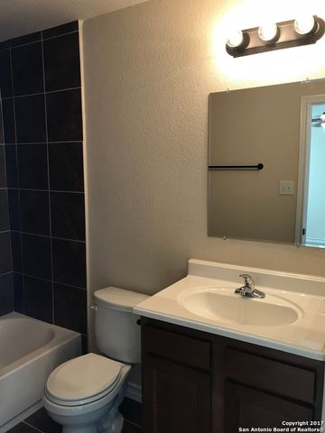 16833 Showdown Path Unit 2, Selma, TX 78154