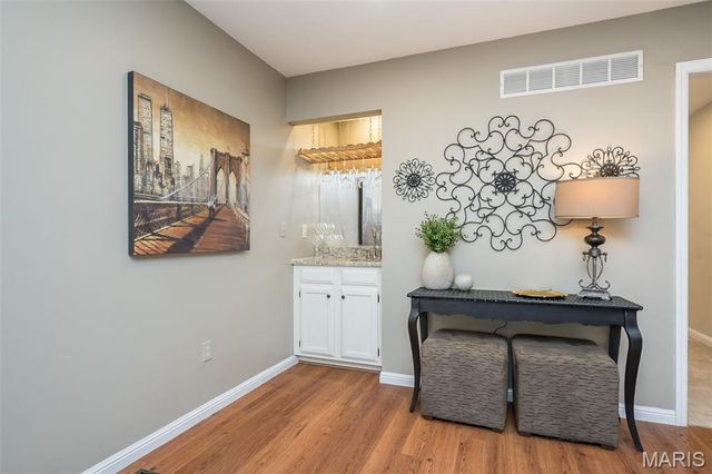 734 Chancellor Heights Drive, Manchester, MO 63011