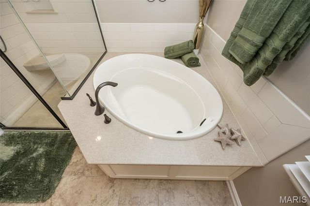 734 Chancellor Heights Drive, Manchester, MO 63011