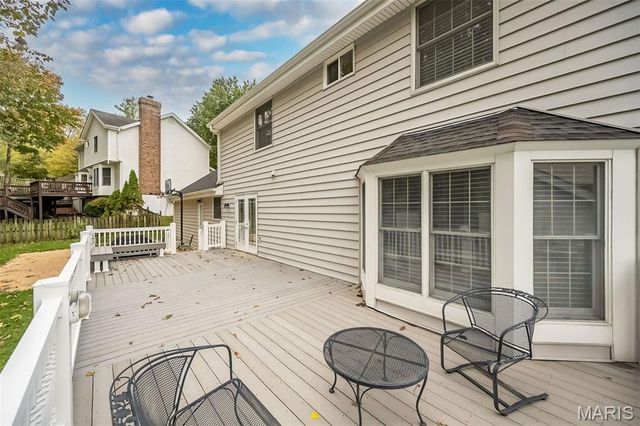 734 Chancellor Heights Drive, Manchester, MO 63011