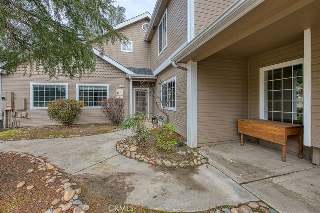 41961 Long Hollow Dr, Coarsegold, CA 93614