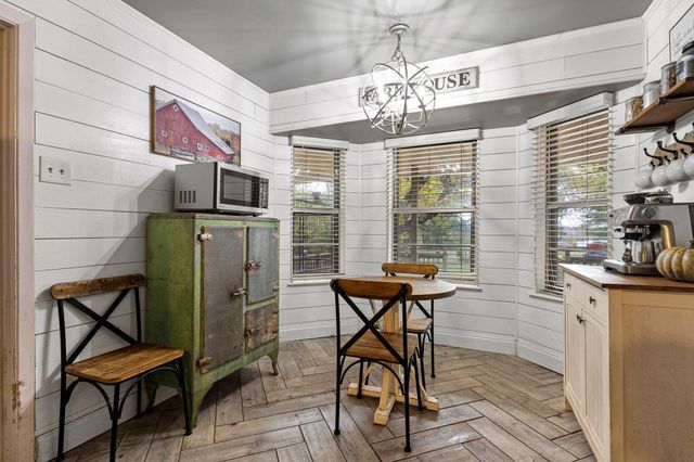 498 McCraw Lane, Denison, TX 75021