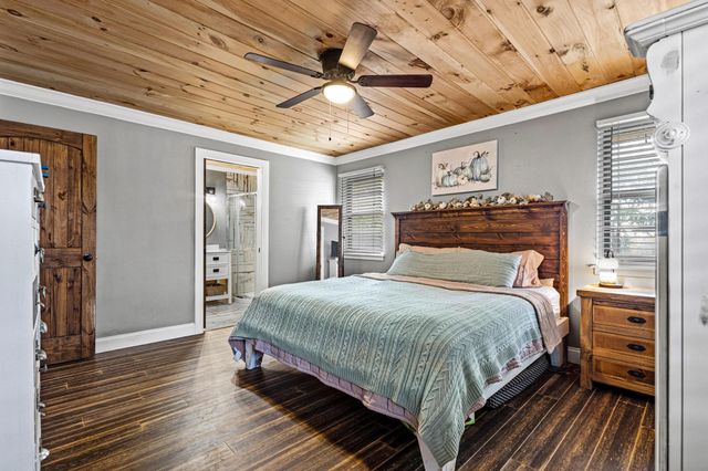 498 McCraw Lane, Denison, TX 75021