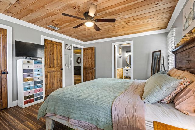 498 McCraw Lane, Denison, TX 75021