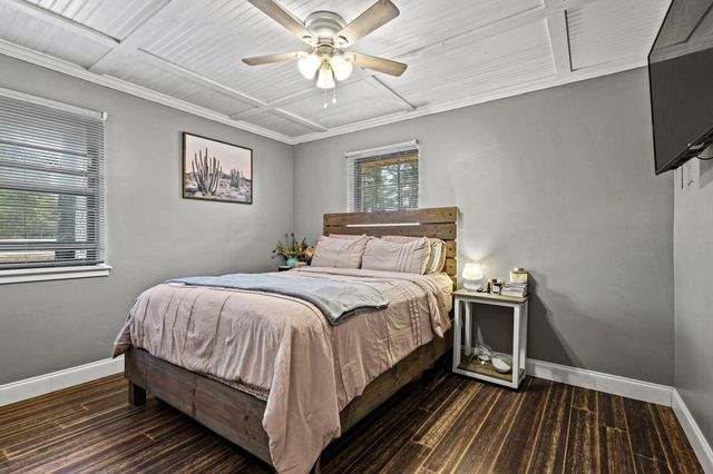 498 McCraw Lane, Denison, TX 75021