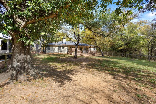 498 McCraw Lane, Denison, TX 75021