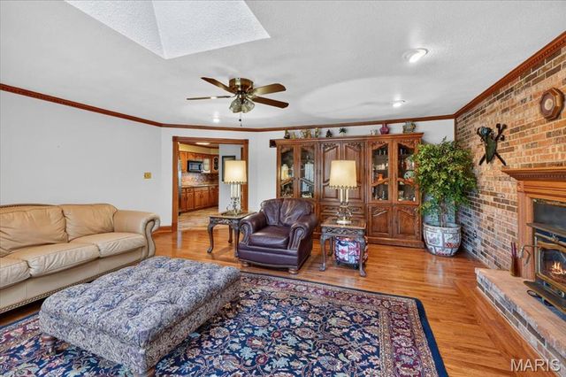 468 Falaise Drive, Creve Coeur, MO 63141