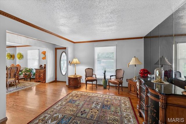 468 Falaise Drive, Creve Coeur, MO 63141