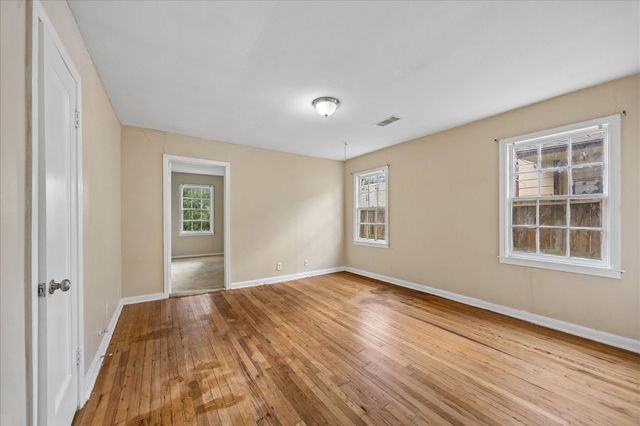8348 Baker Drive, Houston, TX 77017