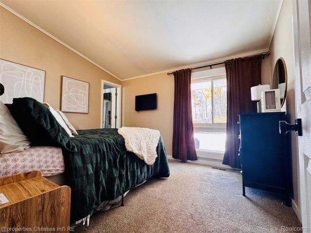 1066 Virginia Avenue, Marysville, MI 48040