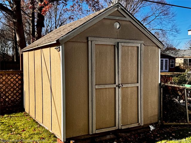 1066 Virginia Avenue, Marysville, MI 48040