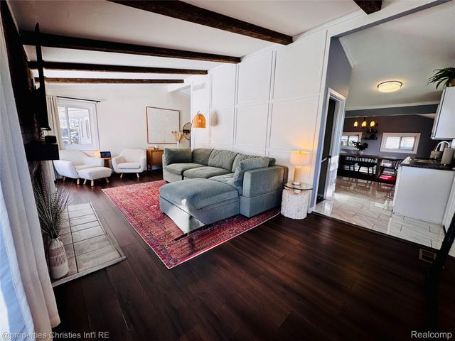 1066 Virginia Avenue, Marysville, MI 48040