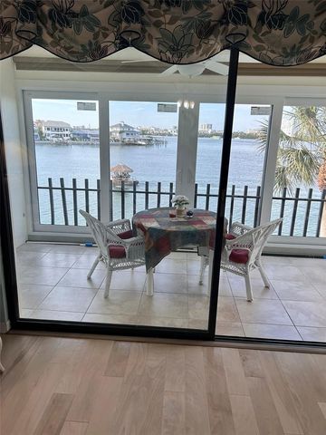 868 BAYWAY BOULEVARD 304, Clearwater Beach, FL 33767