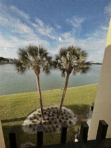 868 BAYWAY BOULEVARD 304, Clearwater Beach, FL 33767