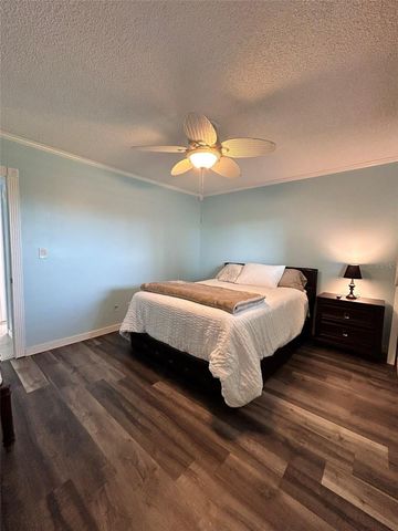 868 BAYWAY BOULEVARD 304, Clearwater Beach, FL 33767