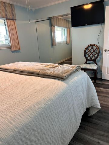 868 BAYWAY BOULEVARD 304, Clearwater Beach, FL 33767