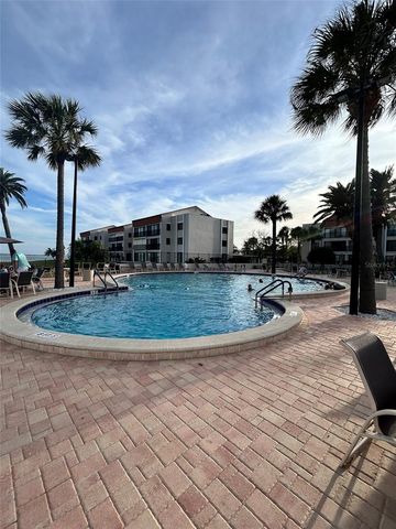 868 BAYWAY BOULEVARD 304, Clearwater Beach, FL 33767