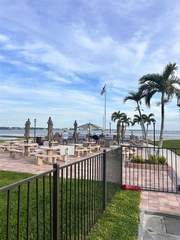 868 BAYWAY BOULEVARD 304, Clearwater Beach, FL 33767