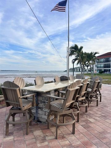 868 BAYWAY BOULEVARD 304, Clearwater Beach, FL 33767
