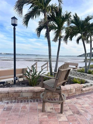 868 BAYWAY BOULEVARD 304, Clearwater Beach, FL 33767