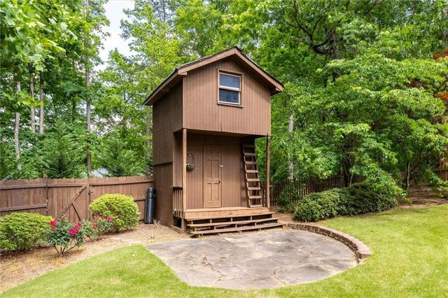 1918 De Winton Place, Lawrenceville, GA 30043