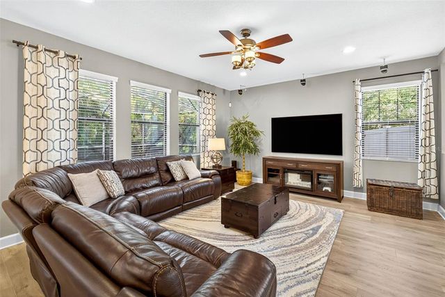 11303 LAZY HICKORY LANE, Tampa, FL 33635