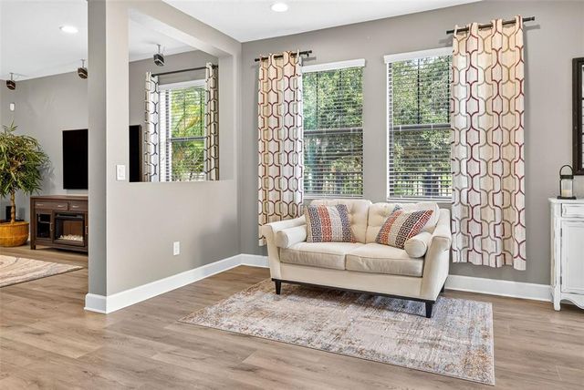 11303 LAZY HICKORY LANE, Tampa, FL 33635