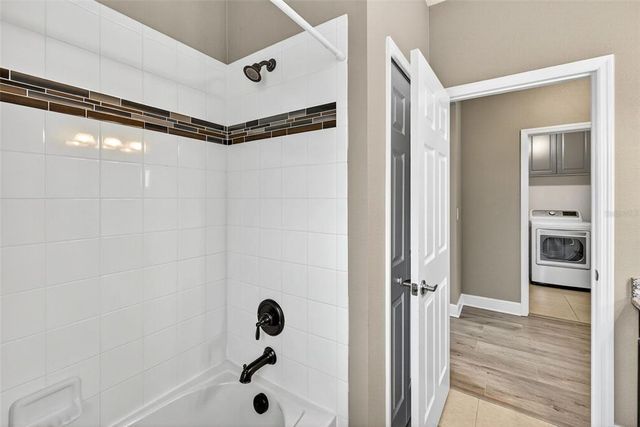 11303 LAZY HICKORY LANE, Tampa, FL 33635