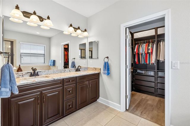 11303 LAZY HICKORY LANE, Tampa, FL 33635