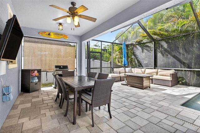 11303 LAZY HICKORY LANE, Tampa, FL 33635