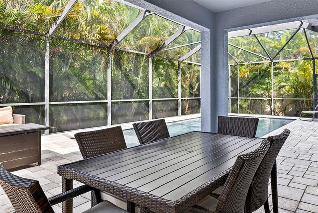 11303 LAZY HICKORY LANE, Tampa, FL 33635