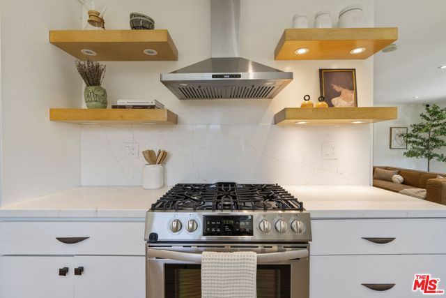 2423 Ridgeview Avenue, Los Angeles, CA 90041
