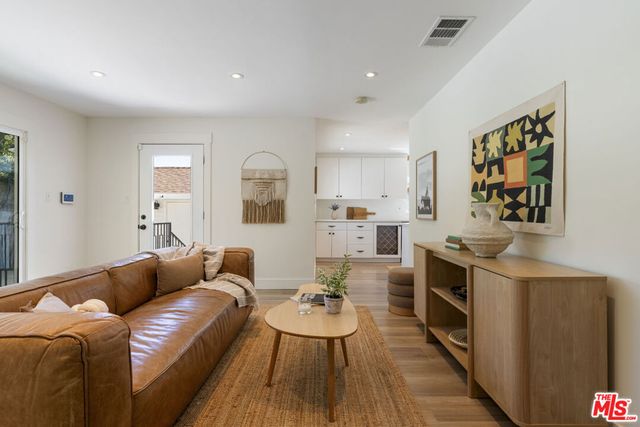 2423 Ridgeview Avenue, Los Angeles, CA 90041