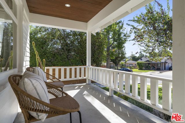 2423 Ridgeview Avenue, Los Angeles, CA 90041