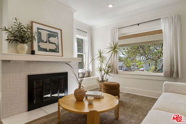 2423 Ridgeview Avenue, Los Angeles, CA 90041