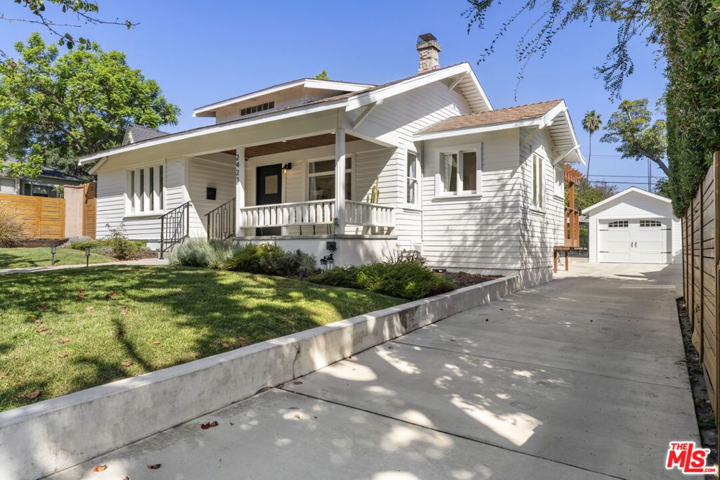 2423 Ridgeview Avenue, Los Angeles, CA 90041