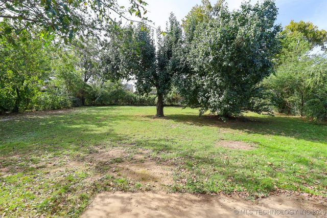 1119 N Kansas Avenue, Claremore, OK 74017