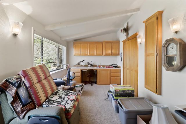 1635 Country Club Dr, Placerville, CA 95667