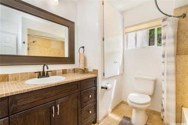 5436 Poola Street, Honolulu, HI 96821