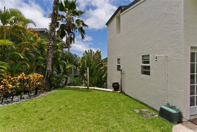 5436 Poola Street, Honolulu, HI 96821