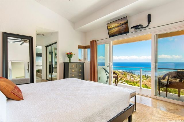 5436 Poola Street, Honolulu, HI 96821