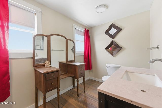 31 Carey Avenue, Hoosick Falls, NY 12090